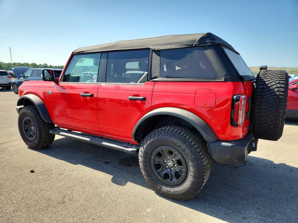 Photo 2 from auction – 2022 FORD BRONCO with VIN 1FMEE5DPXNLB30199