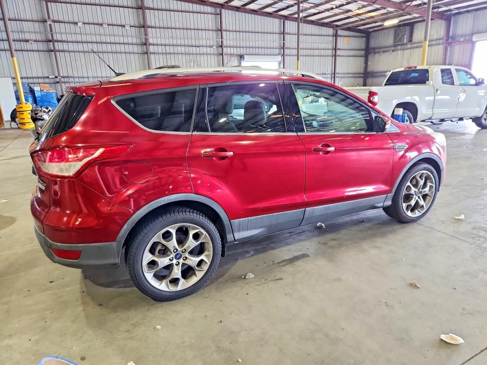 Photo 3 from auction – 2015 FORD ESCAPE with VIN 1FMCU0J99FUA49306