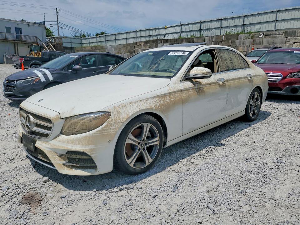 MERCEDES-BENZ E 2018 with VIN WDDZF4KB2JA479938 - Photo from auction