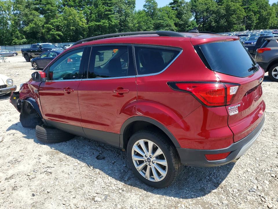 Photo 2 from auction – 2019 FORD ESCAPE with VIN 1FMCU9HD1KUB90461