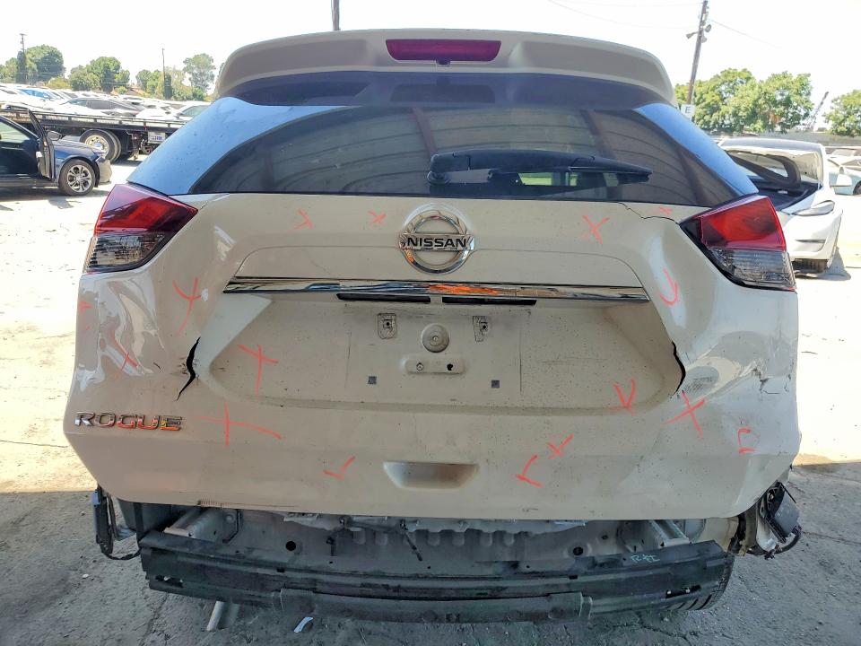 Photo 6 from auction – 2018 NISSAN ROGUE with VIN 5N1AT2MT9JC818091