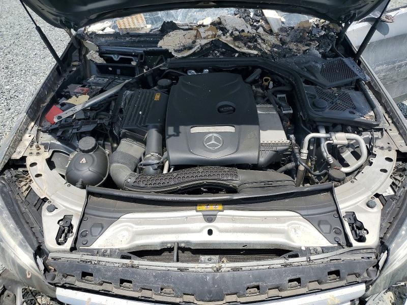 Photo 11 from auction – 2015 MERCEDES-BENZ C with VIN 55SWF4JB0FU079016