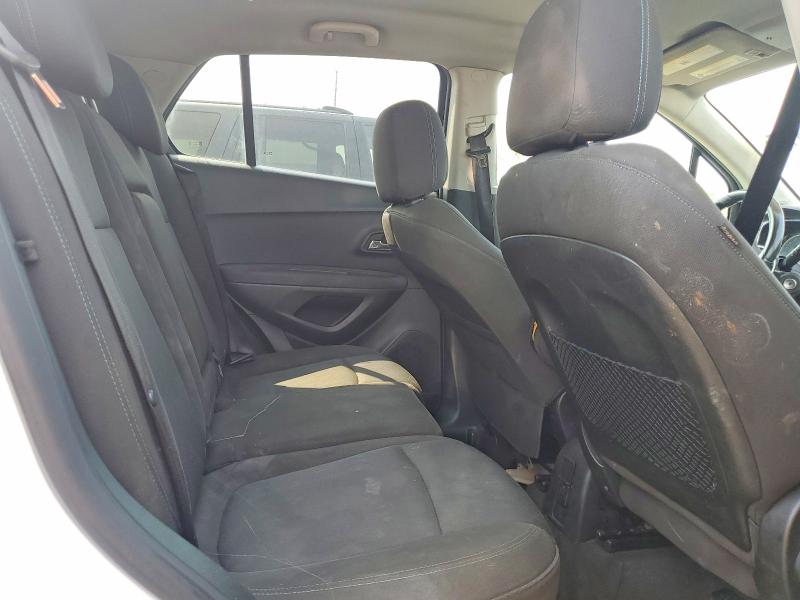 Photo 11 from auction – 2015 CHEVROLET TRAX with VIN KL7CJRSB1FB173579