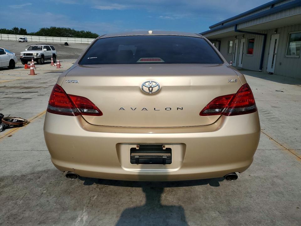 Photo 6 from auction – 2010 TOYOTA AVALON with VIN 4T1BK3DB0AU353201