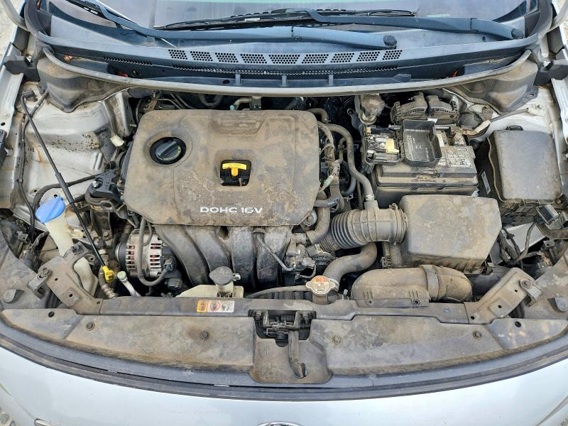 Photo 11 from auction – 2017 KIA FORTE with VIN 3KPFK4A75HE161034