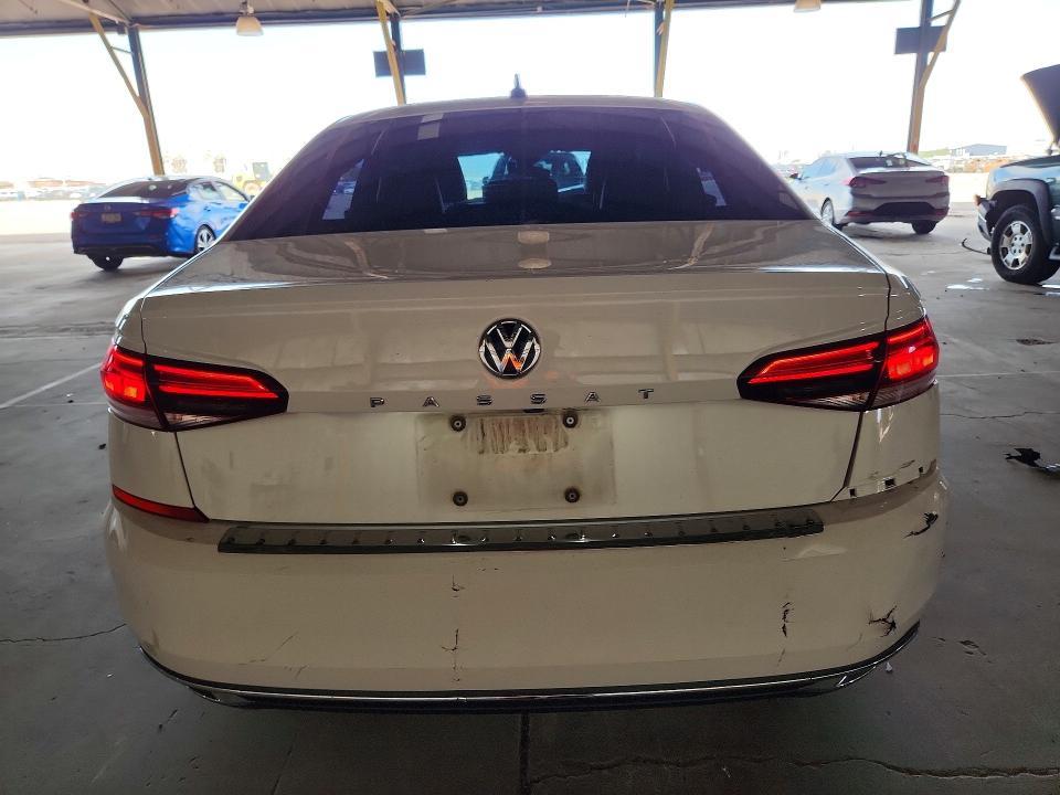 Photo 6 from auction – 2021 VOLKSWAGEN PASSAT with VIN 1VWSA7A37MC013899
