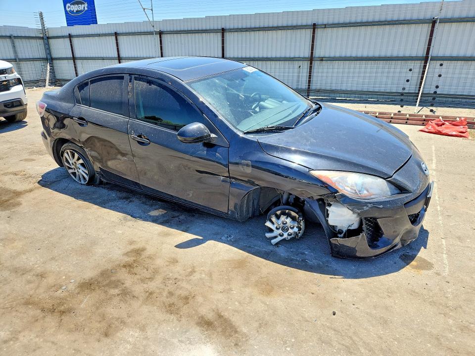 Photo 4 from auction – 2013 MAZDA 3 with VIN JM1BL1WP5D1784086