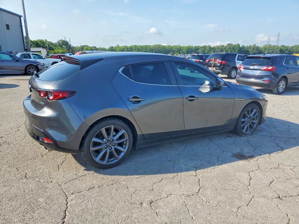 Photo 3 from auction – 2021 MAZDA 3 with VIN JM1BPAKL0M1308464