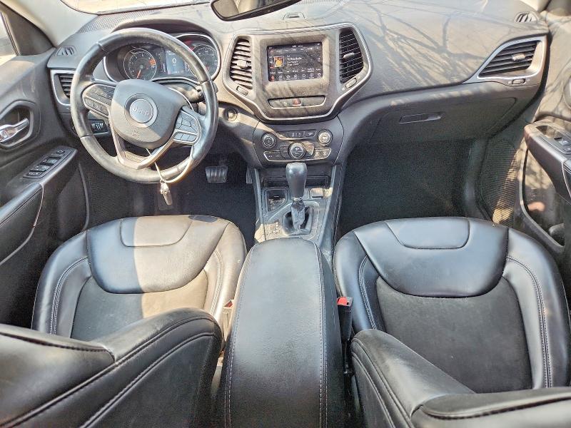 Photo 8 from auction – 2019 JEEP CHEROKEE with VIN 1C4PJLLBXKD348457