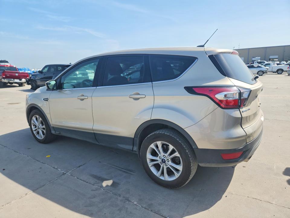 Photo 2 from auction – 2017 FORD ESCAPE with VIN 1FMCU0GD6HUE22770