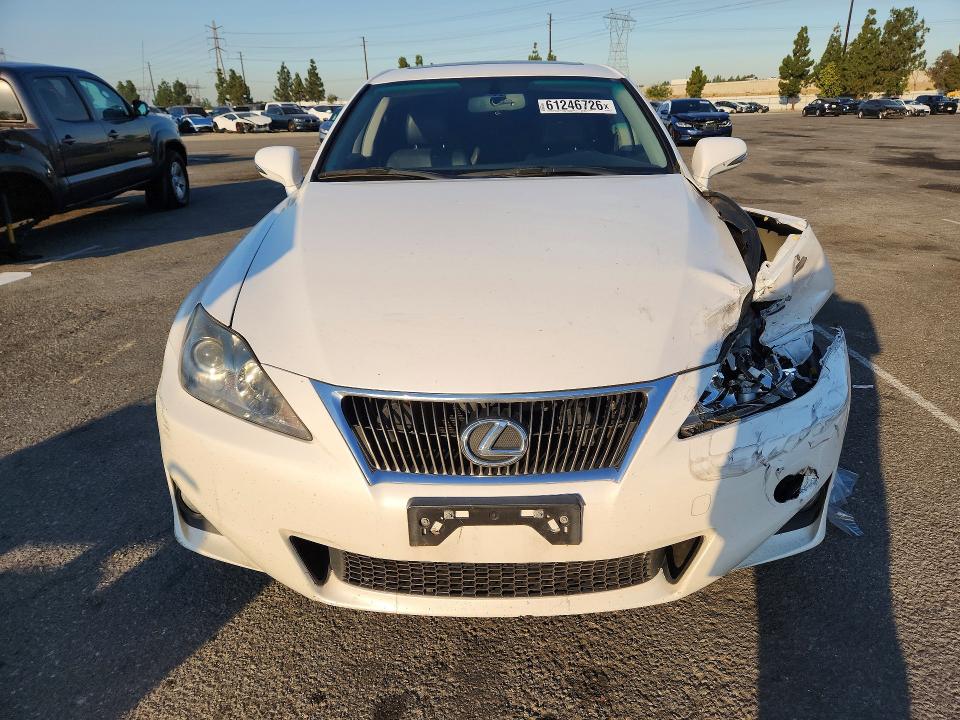 Photo 5 from auction – 2013 LEXUS IS with VIN JTHBF5C28D5193183