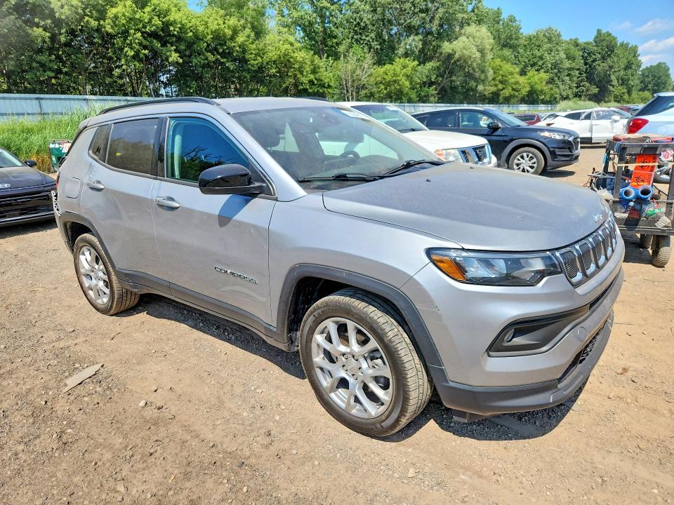 Photo 4 from auction – 2022 JEEP COMPASS with VIN 3C4NJDFB0NT219263