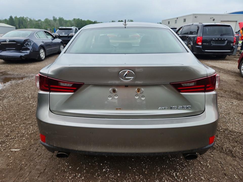Photo 6 from auction – 2014 LEXUS IS with VIN JTHCF1D28E5009373