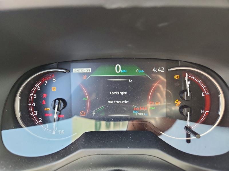 Photo 9 from auction – 2025 TOYOTA RAV4 with VIN 2T3W1RFV8SW399673