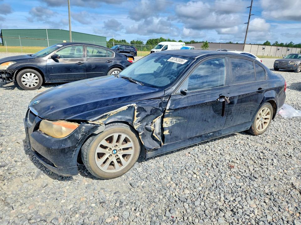 BMW 328 2007 with VIN WBAVC53567FZ70750 - Photo from auction