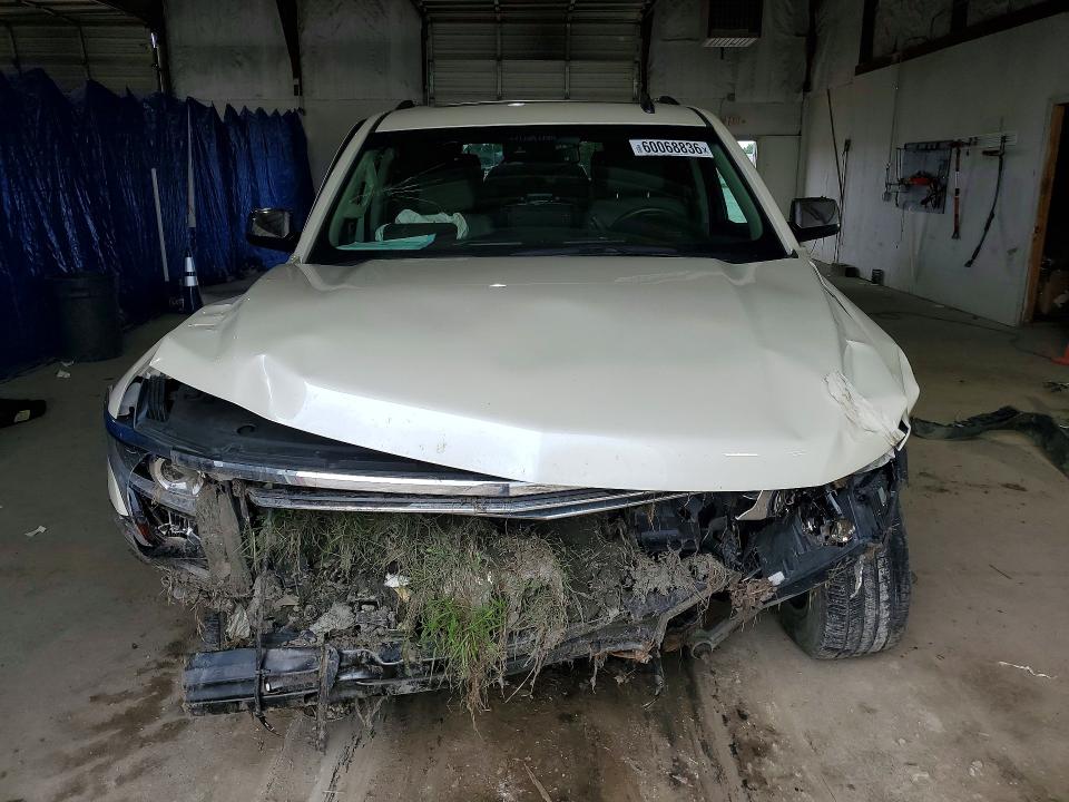 Photo 5 from auction – 2015 CHEVROLET TAHOE with VIN 1GNSKCKC5FR265343