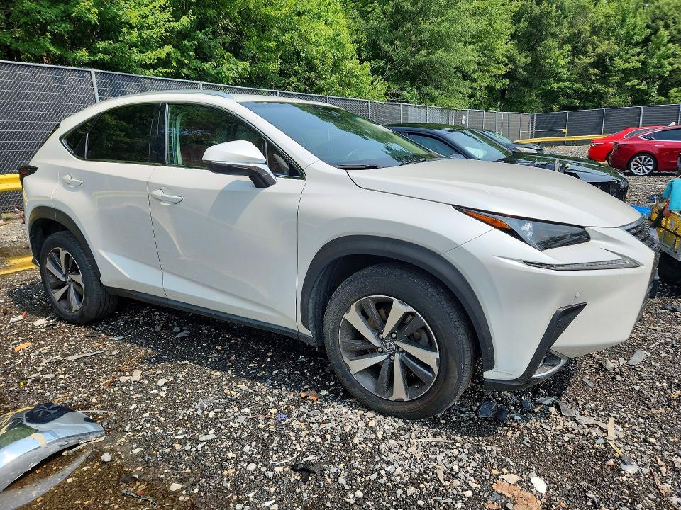 Photo 4 from auction – 2019 LEXUS NX 300 with VIN JTJBARBZ8K2194500
