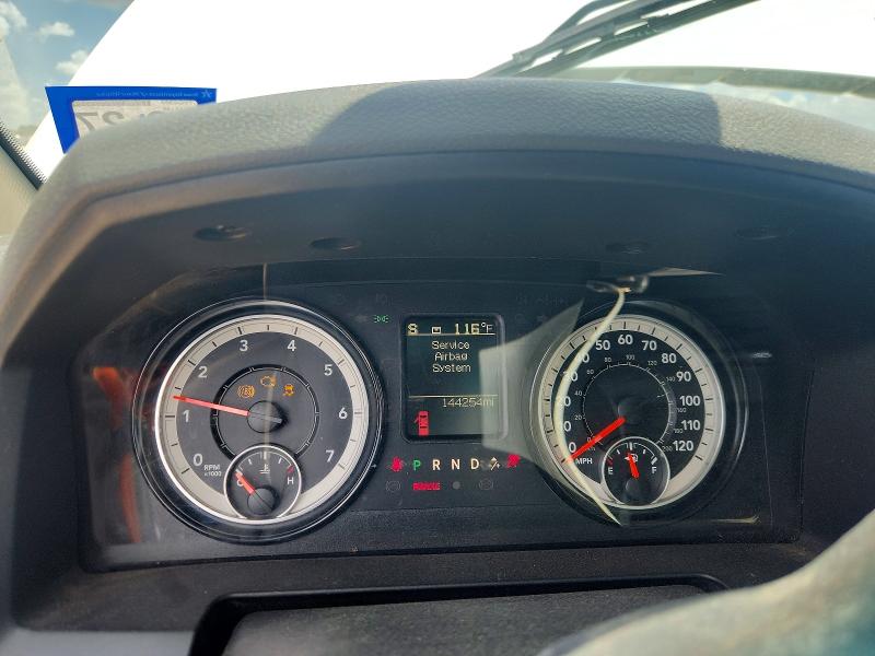 Фото 9 с аукциона – 2018 RAM 1500 с VIN 1C6RR6GG0JS324145