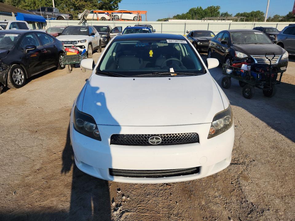 Photo 5 from auction – 2010 SCION TC with VIN JTKDE3B73A0303752