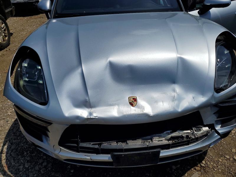 Photo 12 from auction – 2018 PORSCHE MACAN with VIN WP1AB2A54JLB35503