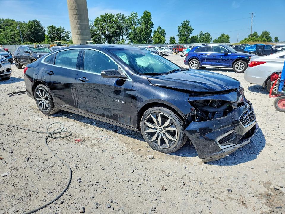 Photo 4 from auction – 2016 CHEVROLET MALIBU with VIN 1G1ZE5ST3GF337047