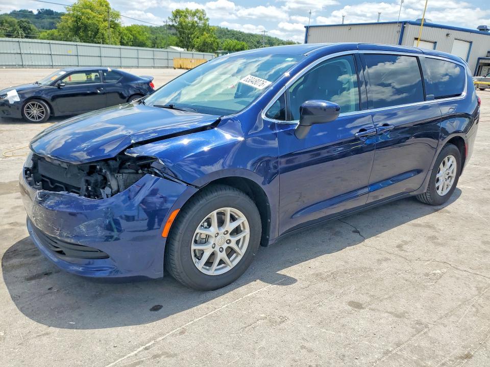 CHRYSLER PACIFICA 2019 with VIN 2C4RC1DG8KR556139 - Photo from auction