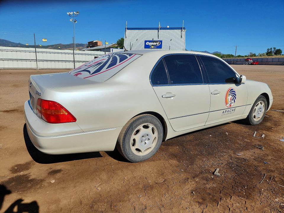 Photo 3 from auction – 2001 LEXUS LS with VIN JTHBN30F310045479