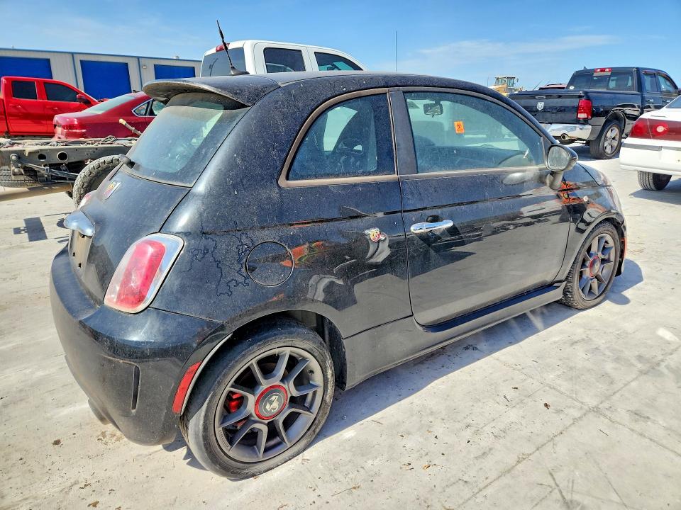 صورة رقم 3 من المزاد - 2013 FIAT 500 مع VIN 3C3CFFFH7DT514856