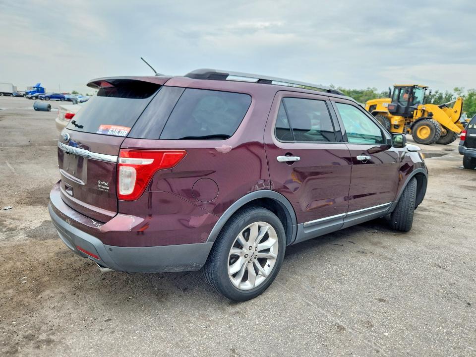 Photo 3 from auction – 2011 FORD EXPLORER with VIN 1FMHK7F82BGA71659