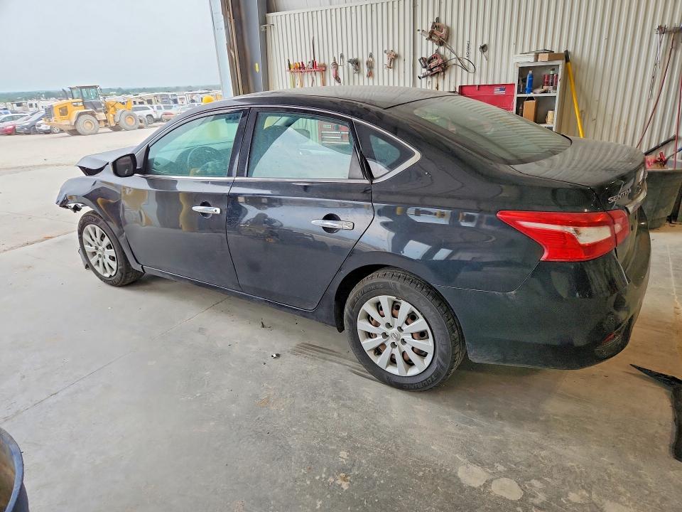 Photo 2 from auction – 2017 NISSAN SENTRA with VIN 3N1AB7AP2HY288742