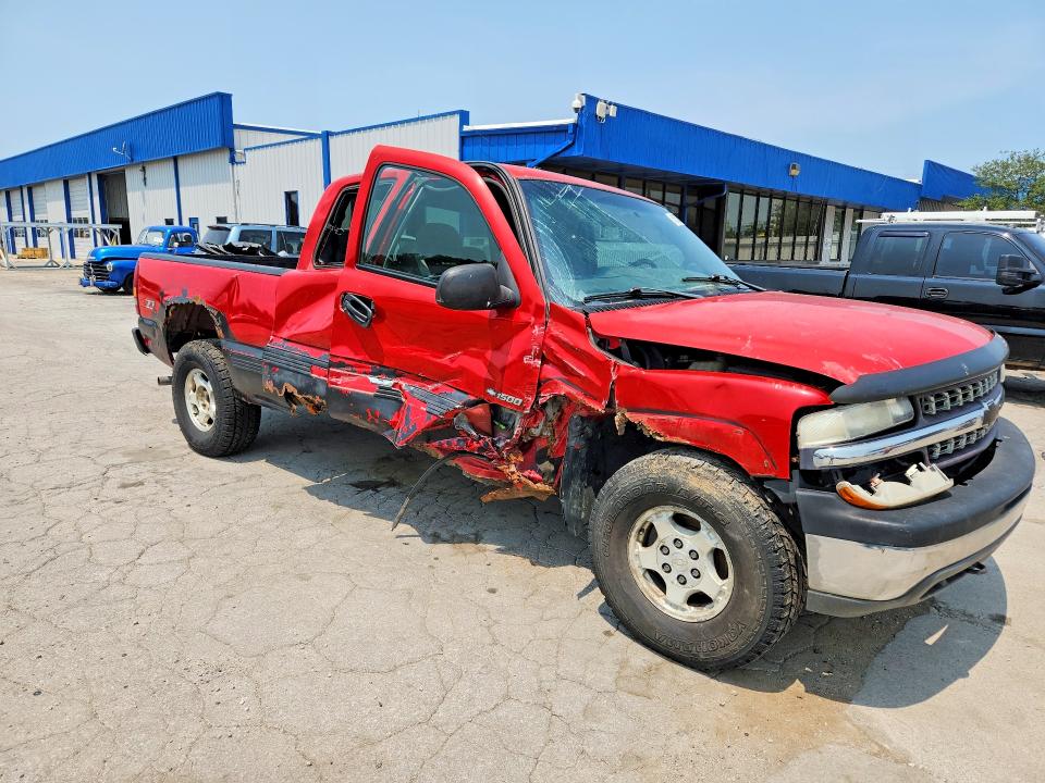 Photo 4 from auction – 2001 CHEVROLET SILVERADO with VIN 1GCEK19T81E128204