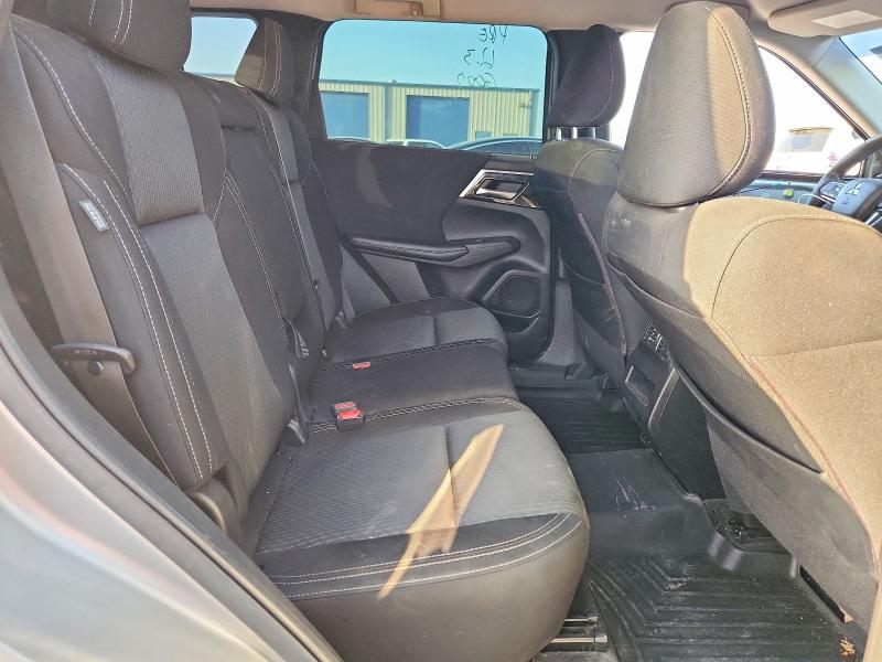 Photo 11 from auction – 2022 MITSUBISHI OUTLANDER with VIN JA4J3TA80NZ018447