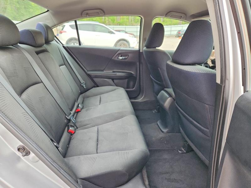 Photo 10 from auction – 2015 HONDA ACCORD with VIN 1HGCR2F32FA196334