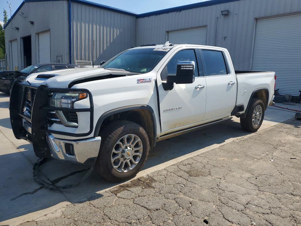 2025 CHEVROLET SILVERADO - Търг №59171966