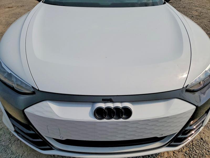 Foto 11 de la subasta – 2024 AUDI E-TRON GT con VIN WAUEJBFW8R7003336
