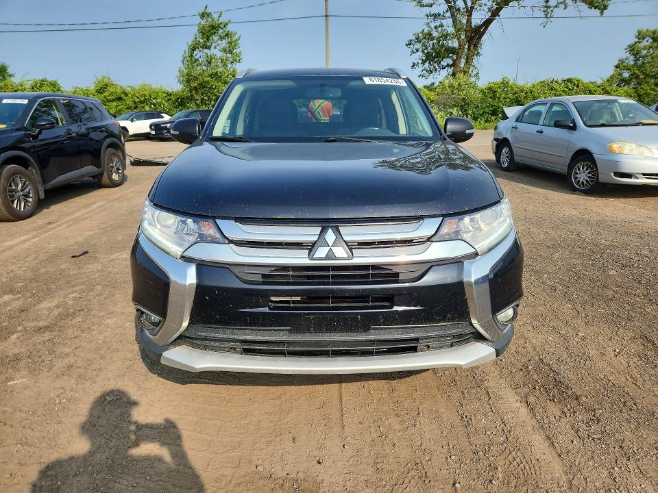 Photo 5 from auction – 2016 MITSUBISHI OUTLANDER with VIN JA4JZ3AX4GZ606845