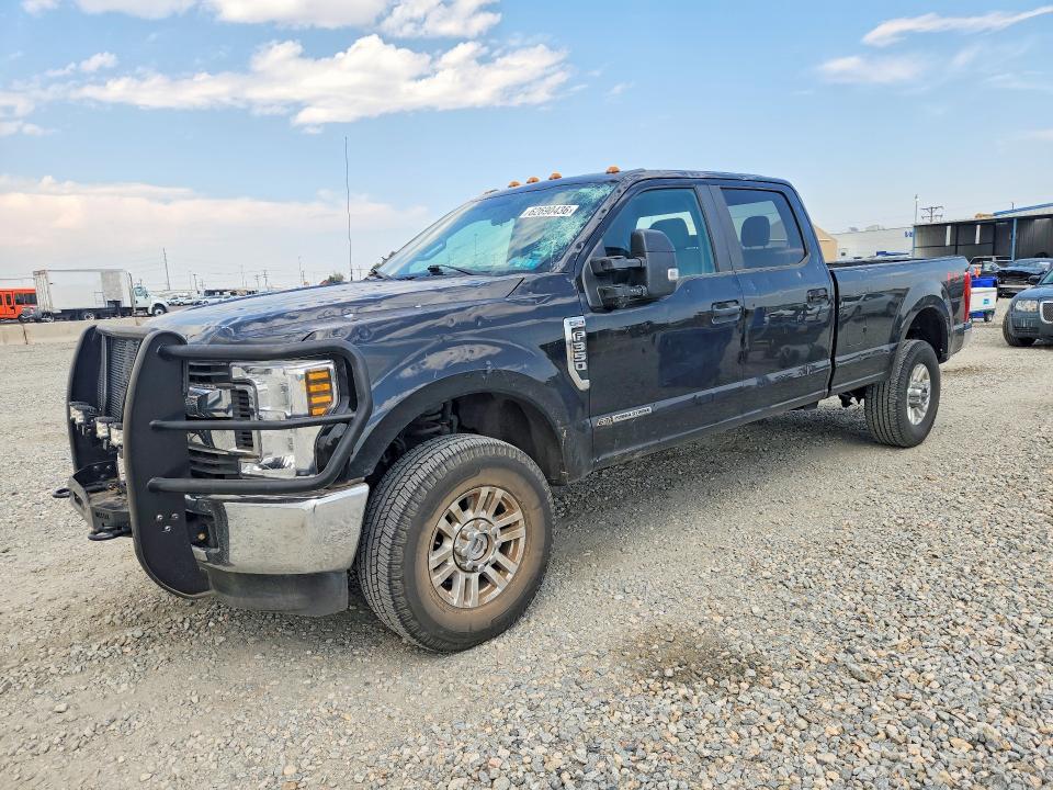 FORD F350 2018 with VIN 1FT8W3BT0JEC78699 - Photo from auction