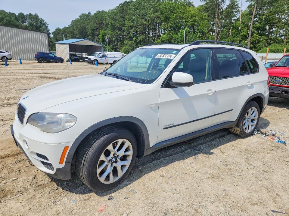 BMW X5 2012 with VIN 5UXZV4C55CL757310 - Photo from auction