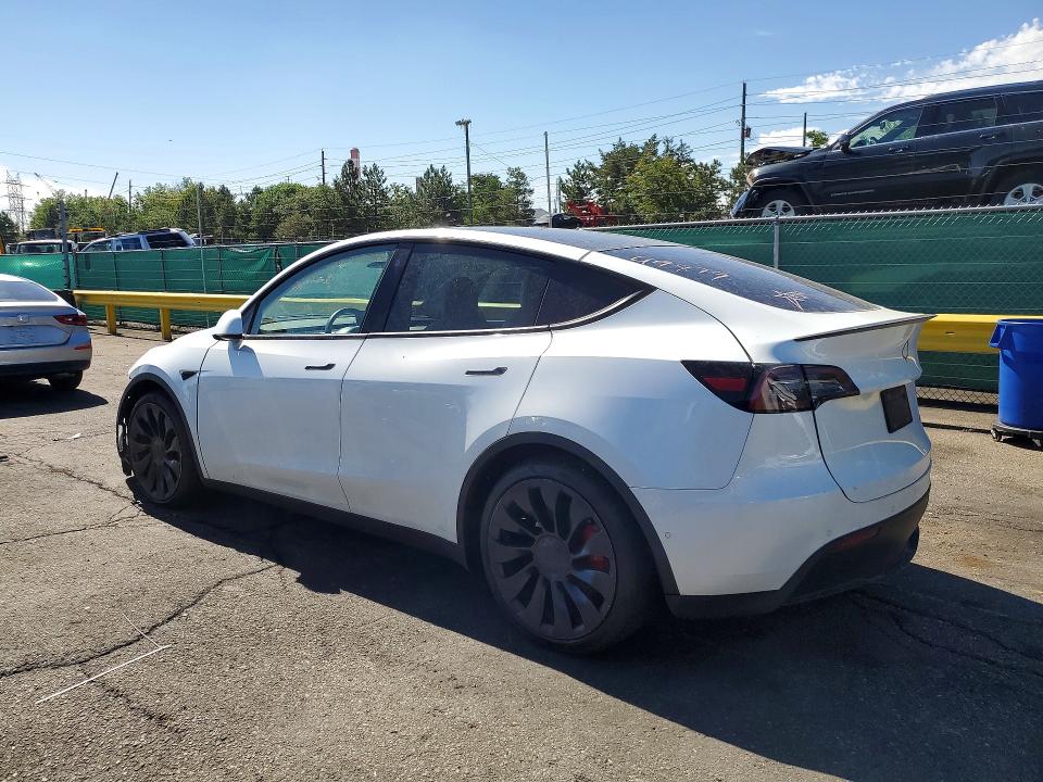 Photo 2 from auction – 2022 TESLA Y with VIN 7SAYGDEF4NF405969