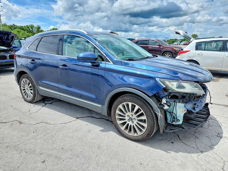 Photo 4 from auction – 2015 LINCOLN MKC with VIN 5LMCJ2A92FUJ00985