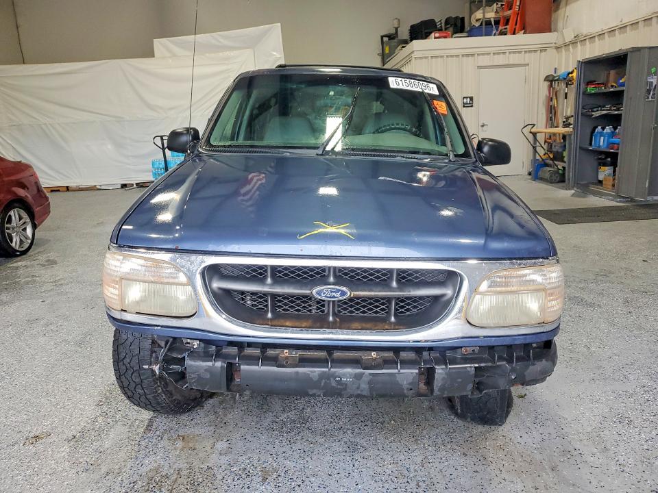 Photo 5 from auction – 2001 FORD EXPLORER with VIN 1FMDU73E11ZA27626