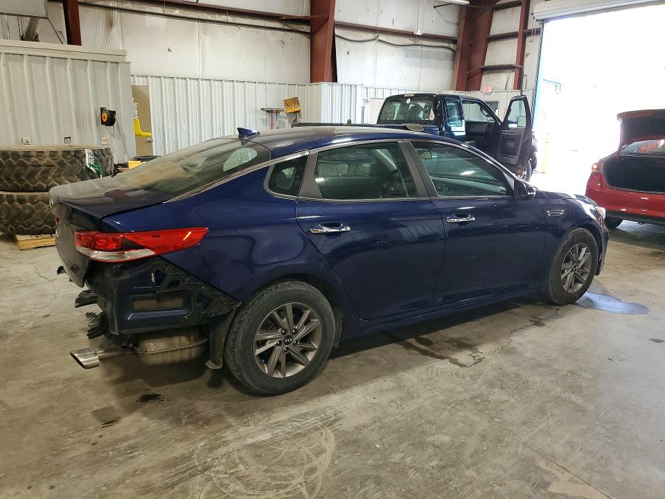 Photo 3 from auction – 2019 KIA OPTIMA with VIN 5XXGT4L33KG358021