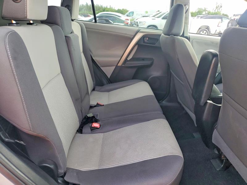 Photo 11 from auction – 2013 TOYOTA RAV4 with VIN 2T3WFREV9DW065349