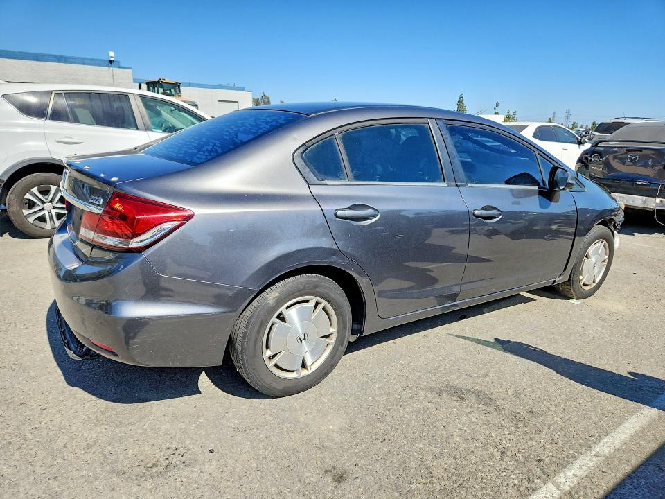 Photo 3 from auction – 2013 HONDA CIVIC with VIN 2HGFB2F65DH532441