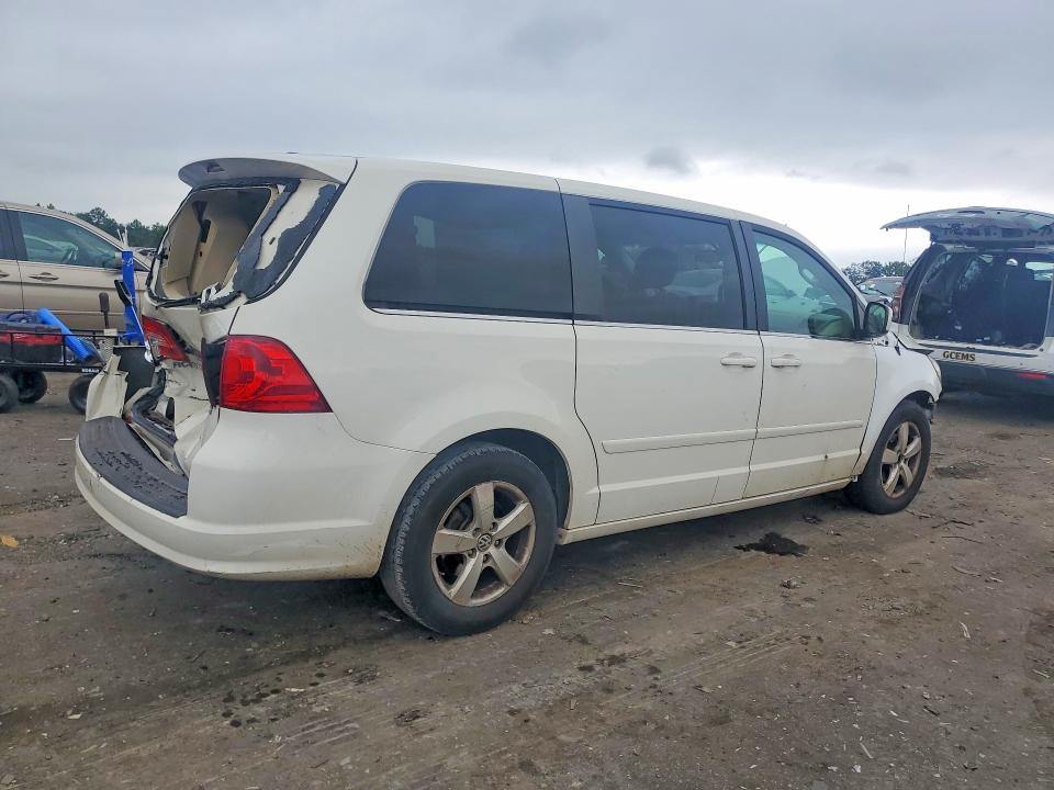 Photo 3 from auction – 2009 VOLKSWAGEN ROUTAN with VIN 2V8HW34169R554575