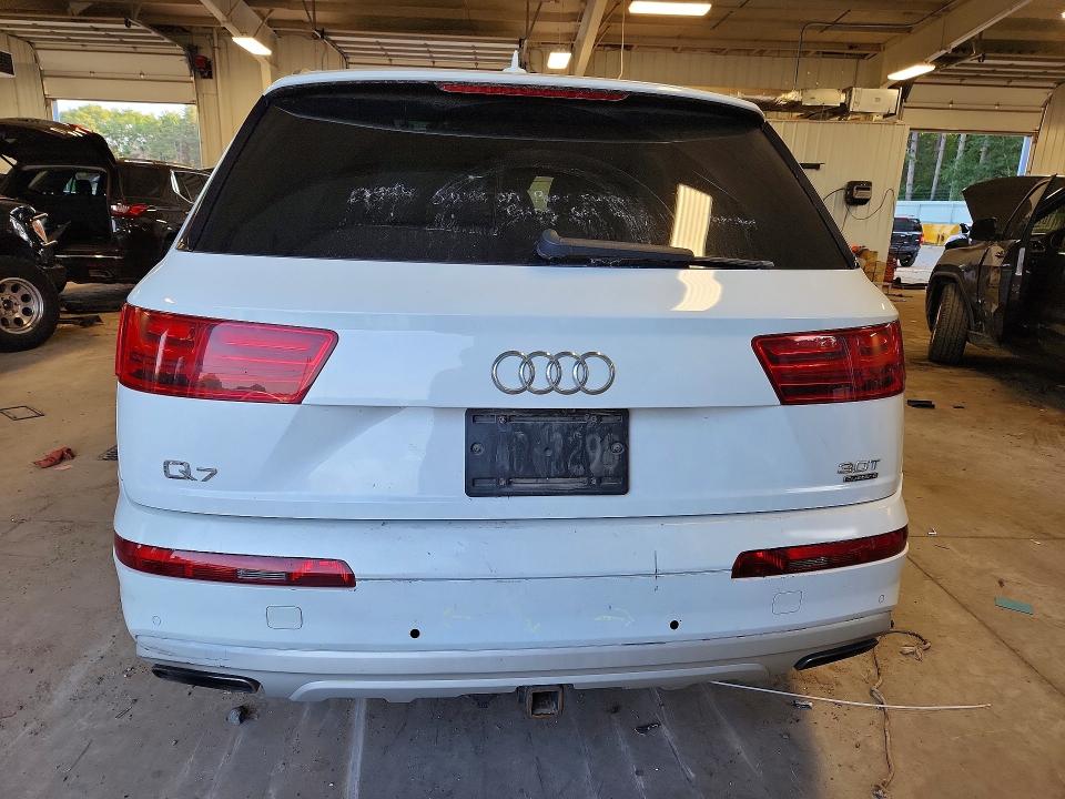 Photo 6 from auction – 2017 AUDI Q7 with VIN WA1LAAF79HD014949