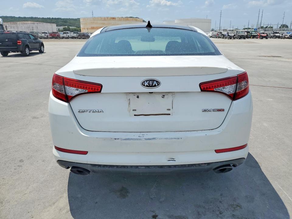 Снимка 6 от търг – 2012 KIA OPTIMA с VIN 5XXGR4A66CG089879