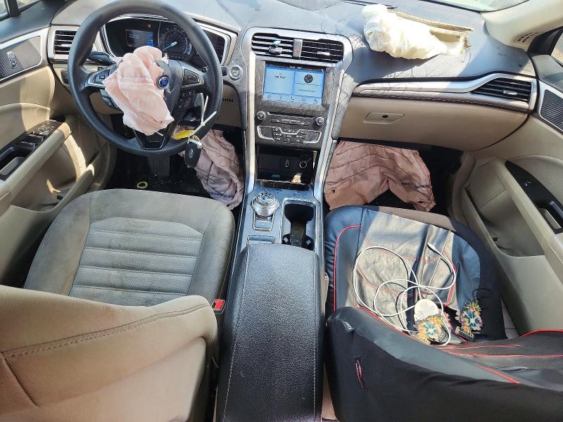 Photo 8 from auction – 2017 FORD FUSION with VIN 3FA6P0HD2HR166888