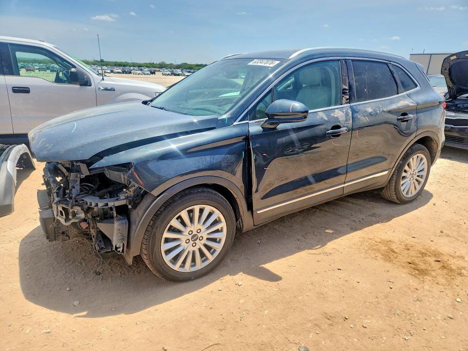 LINCOLN MKC 2019 with VIN 5LMCJ1C96KUL08952 - Photo from auction