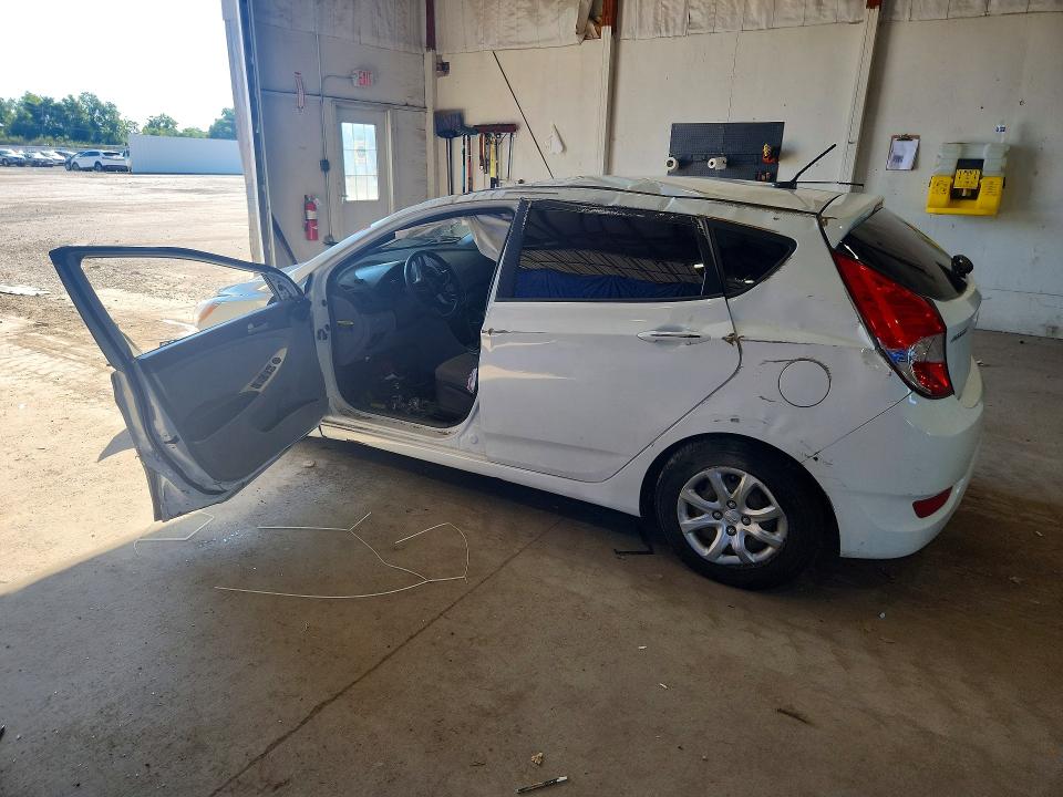 Photo 2 from auction – 2012 HYUNDAI ACCENT with VIN KMHCT5AE7CU015535